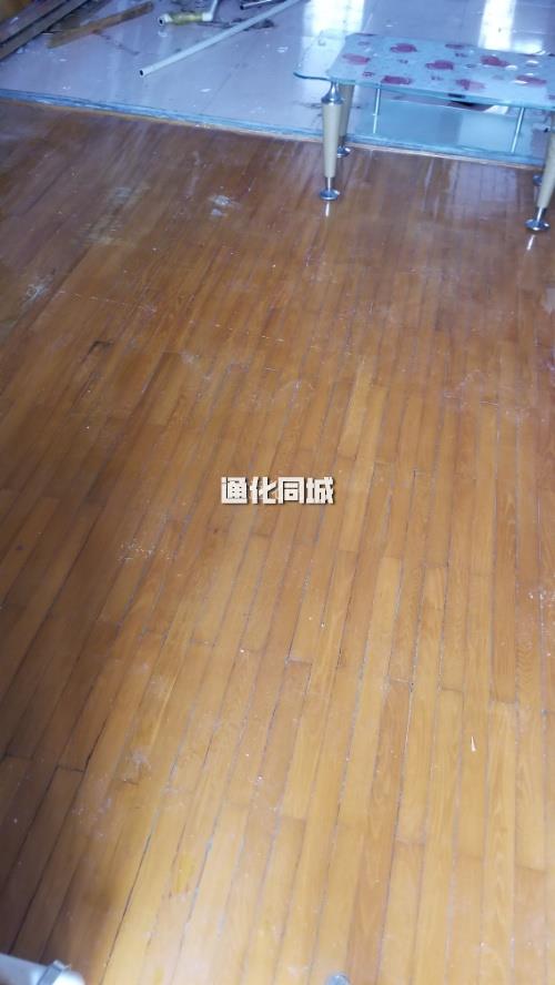 物品出售 白给烧火木材地板家具 自己来拆 通化同城